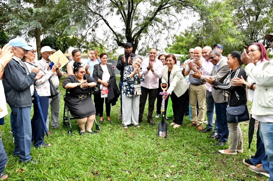 Primer Picazo Parque del Sector La Lotería.