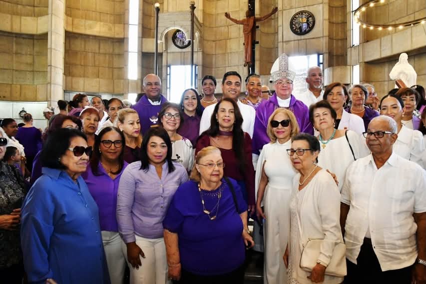 Misa en honor a Jesús Nazareno.