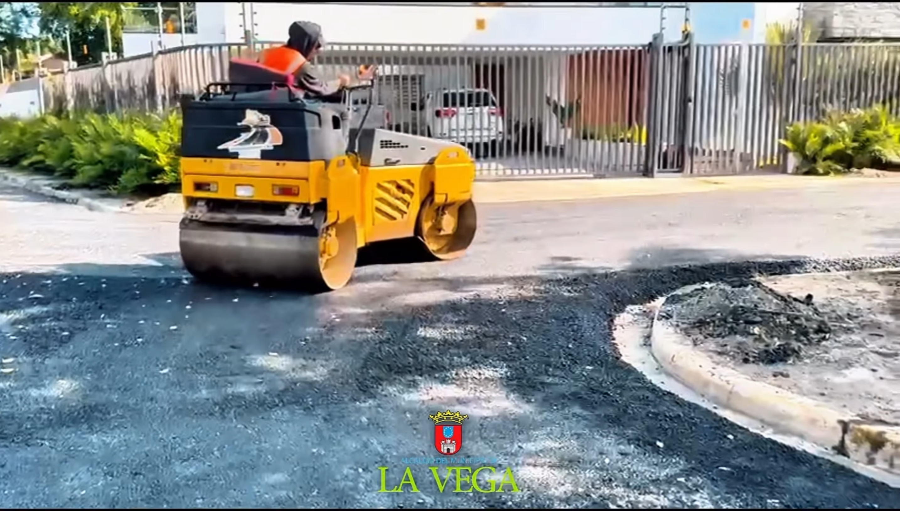 Operativo de Bacheo en El Residencial Gloria.